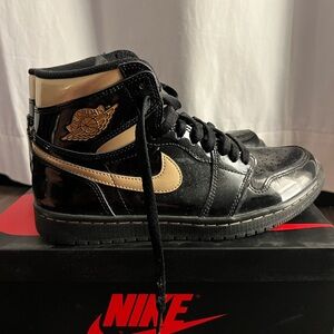 Jordan 1 Black Metallic Gold